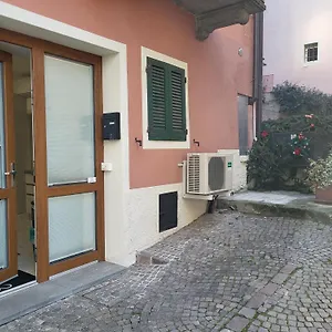 Ca' Vegia Apartment Gravedona